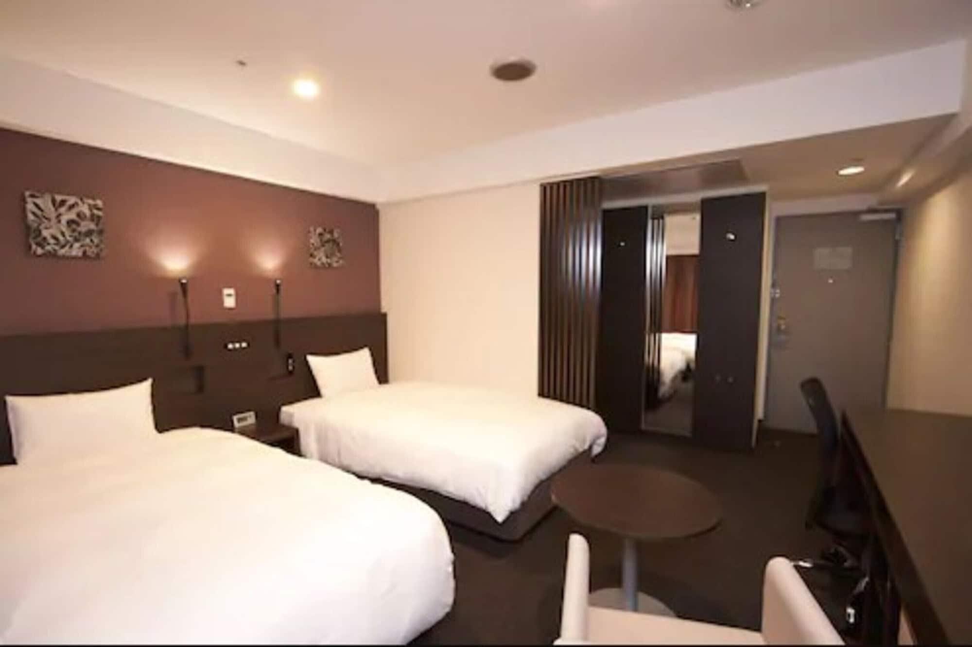Smile Hotel Kyoto Shijo Екстериор снимка