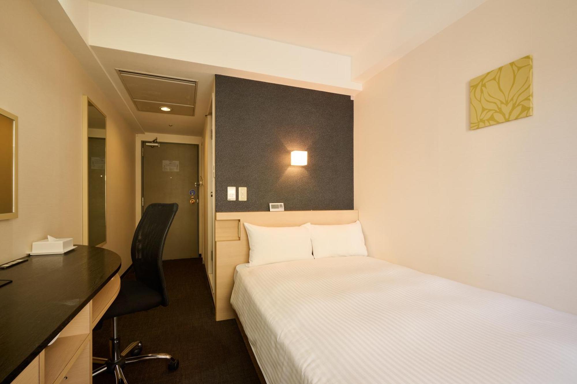 Smile Hotel Kyoto Shijo Екстериор снимка
