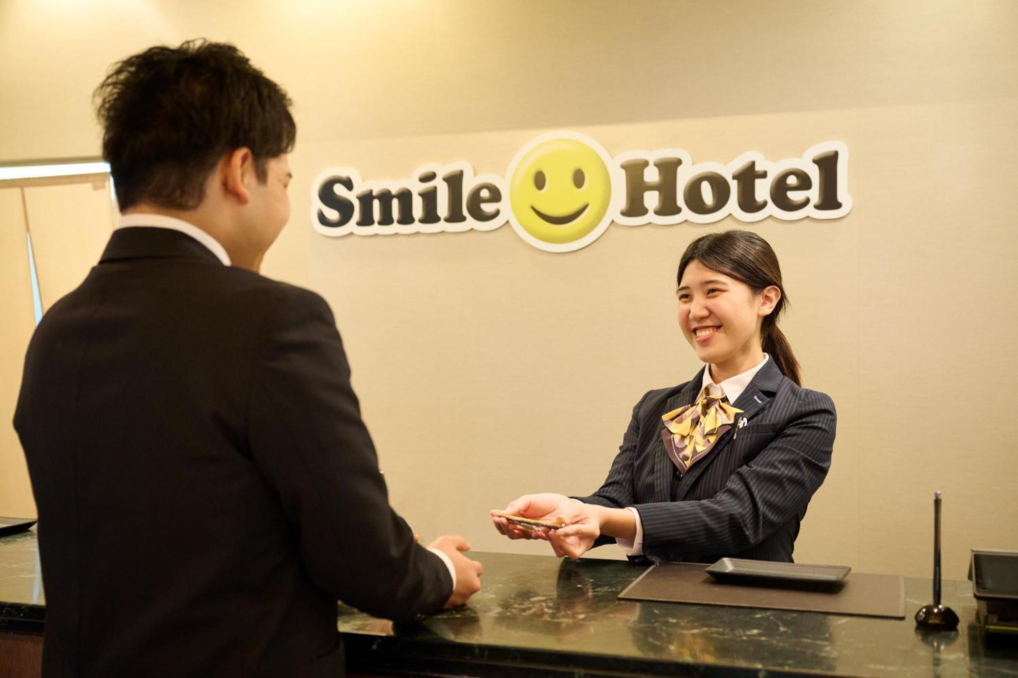 Smile Hotel Kyoto Shijo Екстериор снимка